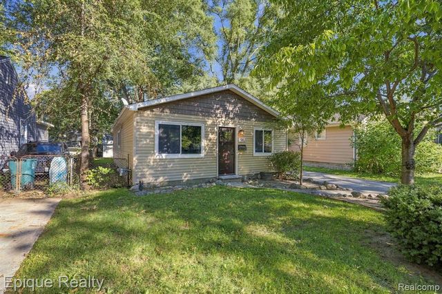 1962 Leitch Road, Ferndale, MI 48220