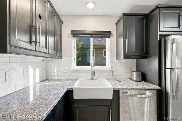 1962 Leitch Road, Ferndale, MI 48220
