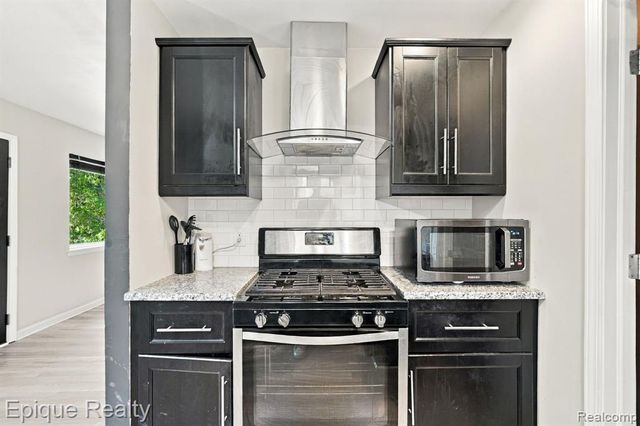 1962 Leitch Road, Ferndale, MI 48220
