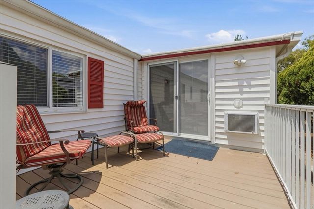 5244 MOHAWK STREET, Zephyrhills, FL 33542