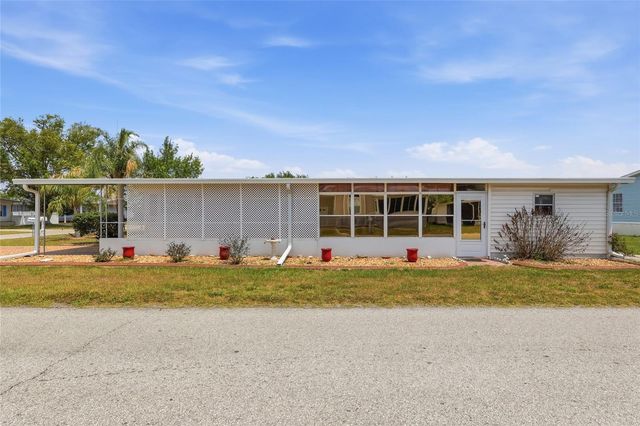 5244 MOHAWK STREET, Zephyrhills, FL 33542
