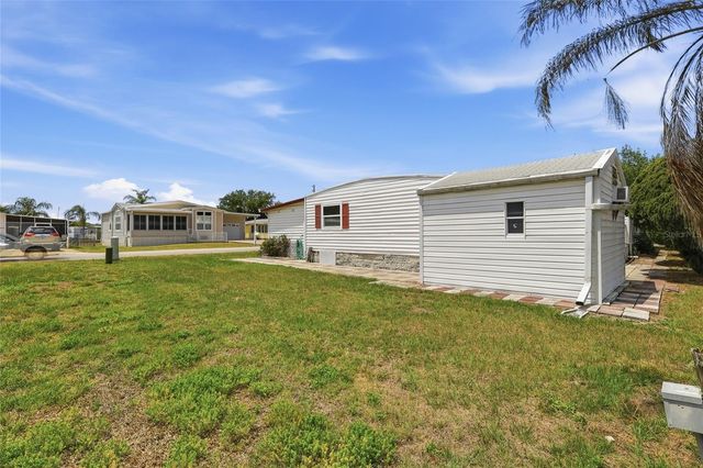 5244 MOHAWK STREET, Zephyrhills, FL 33542
