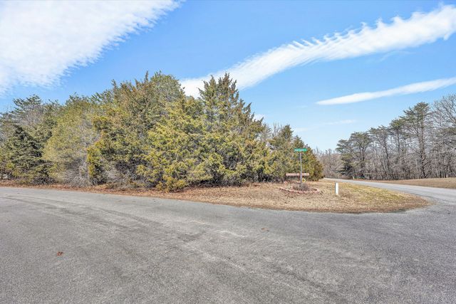 27 Hawthorn TRL, Hardy, VA 24101