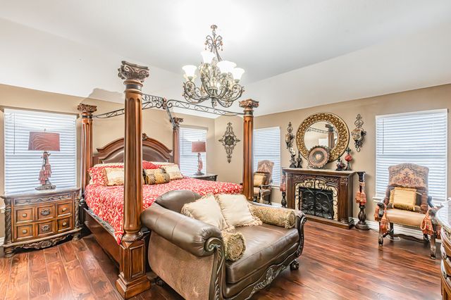 5828 Echo Bluff Drive, Haltom City, TX 76137