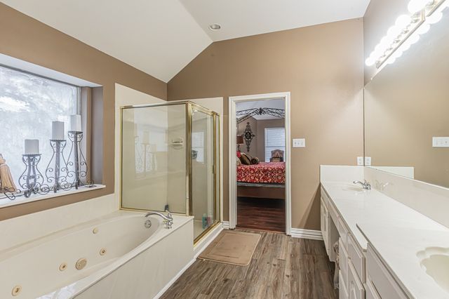5828 Echo Bluff Drive, Haltom City, TX 76137