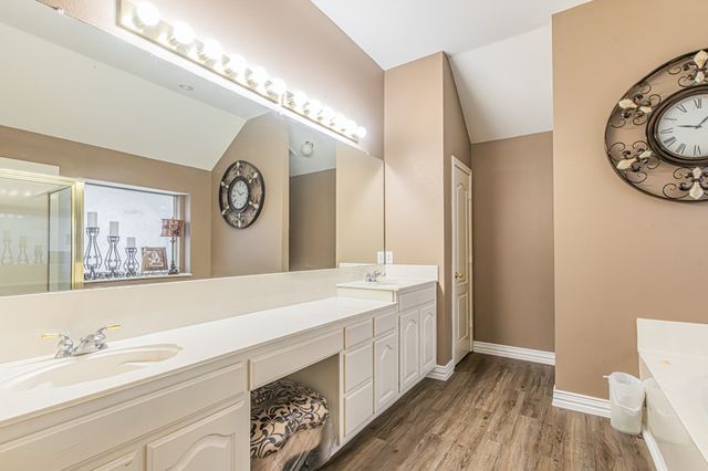 5828 Echo Bluff Drive, Haltom City, TX 76137