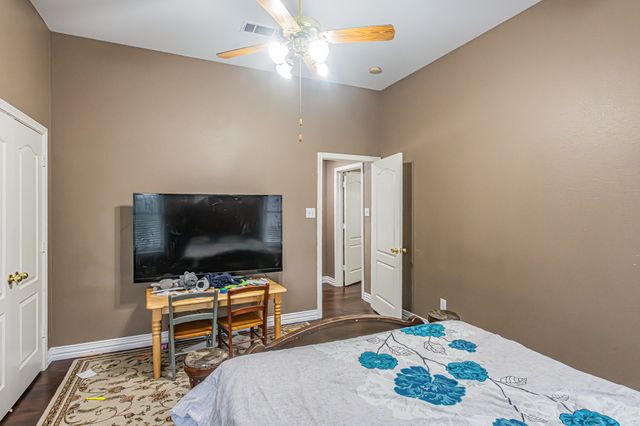 5828 Echo Bluff Drive, Haltom City, TX 76137
