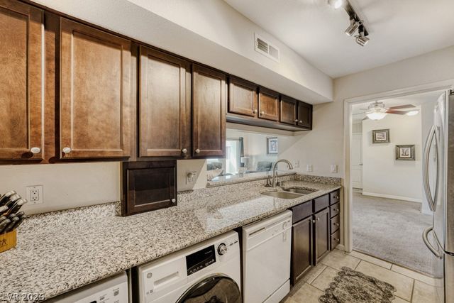 2838 Geary Place 4010, Las Vegas, NV 89109