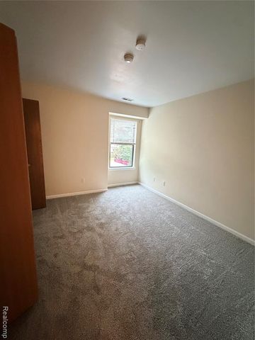 42779 Lilley Pointe Drive, Canton, MI 48187