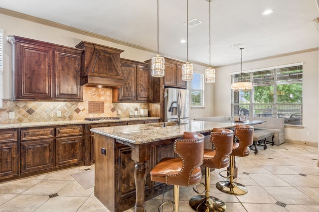 1513 Bearpath Way, Gunter, TX 75058