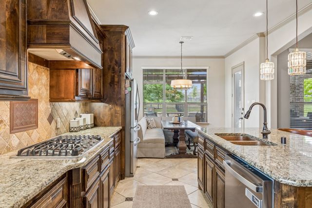 1513 Bearpath Way, Gunter, TX 75058