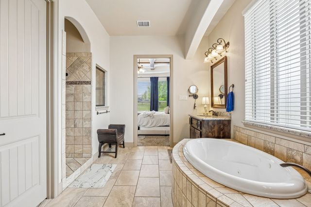 1513 Bearpath Way, Gunter, TX 75058