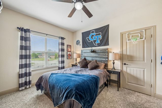 1513 Bearpath Way, Gunter, TX 75058