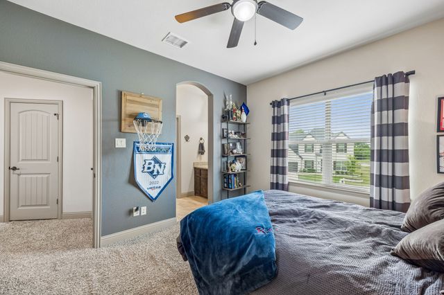 1513 Bearpath Way, Gunter, TX 75058