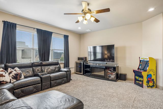 1513 Bearpath Way, Gunter, TX 75058