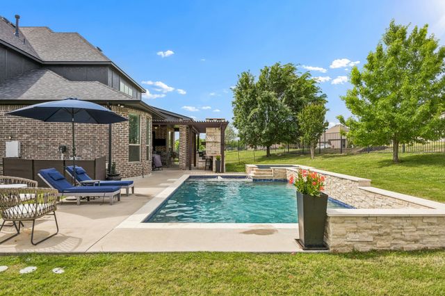 1513 Bearpath Way, Gunter, TX 75058