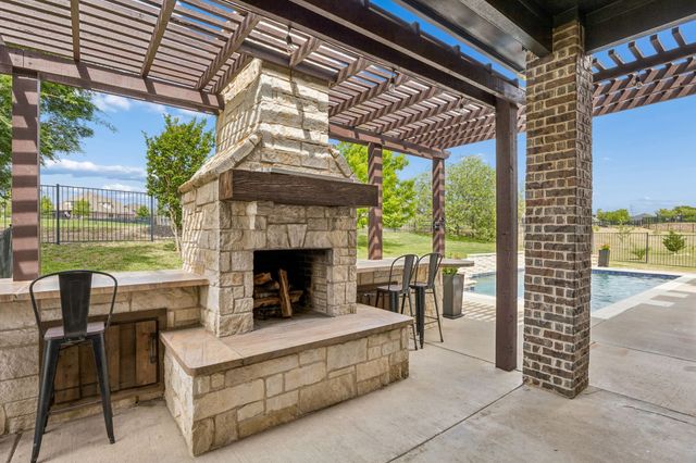1513 Bearpath Way, Gunter, TX 75058