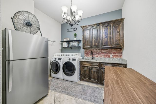 1513 Bearpath Way, Gunter, TX 75058