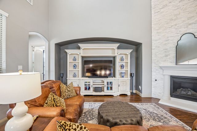1513 Bearpath Way, Gunter, TX 75058