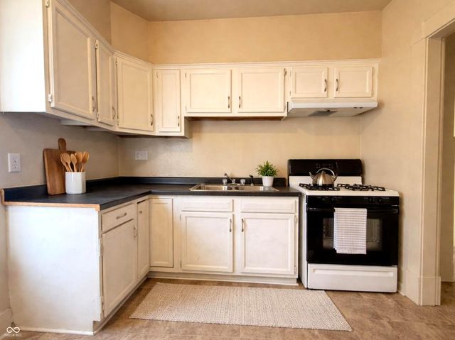 1120 Bacon Street, Indianapolis, IN 46227