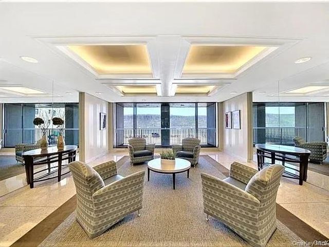 1085 Warburton Avenue 825, Yonkers, NY 10701