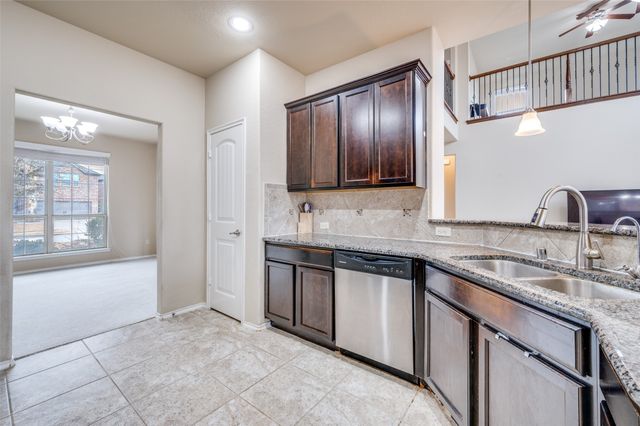 300 Whitman Drive, Mckinney, TX 75072