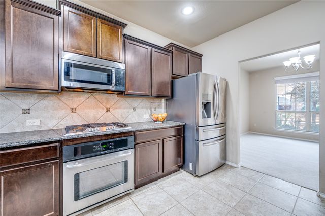 300 Whitman Drive, Mckinney, TX 75072