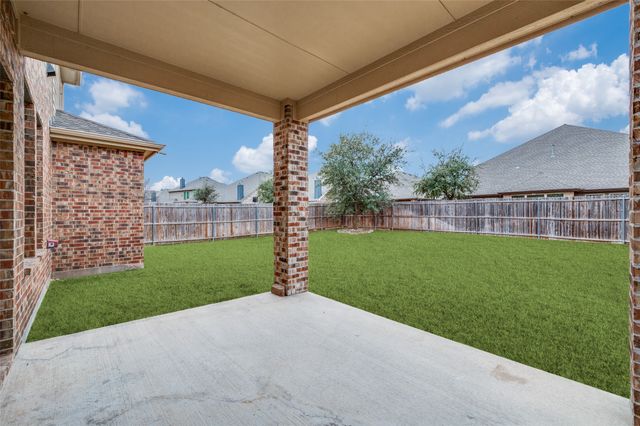 300 Whitman Drive, Mckinney, TX 75072