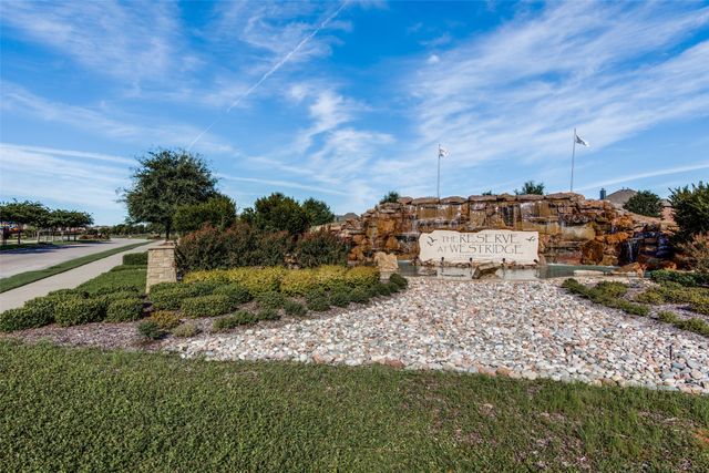 300 Whitman Drive, Mckinney, TX 75072