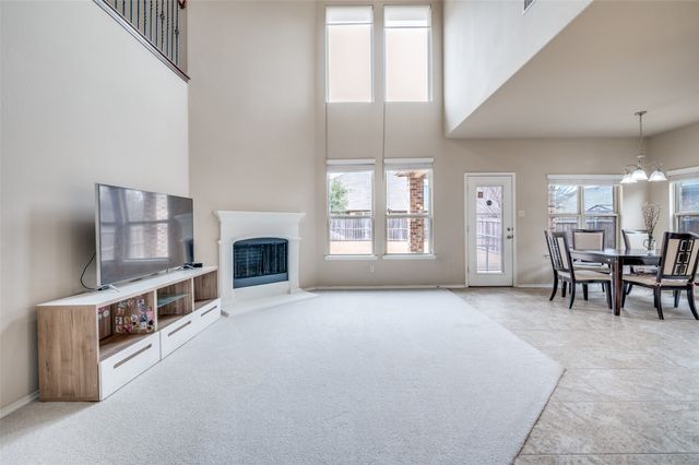 300 Whitman Drive, Mckinney, TX 75072