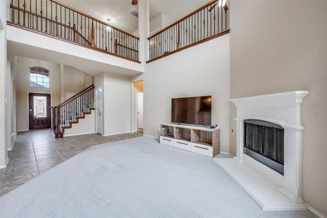 300 Whitman Drive, Mckinney, TX 75072