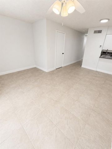 1181-1181 BENTLEY ROAD 1, Leesburg, FL 34748