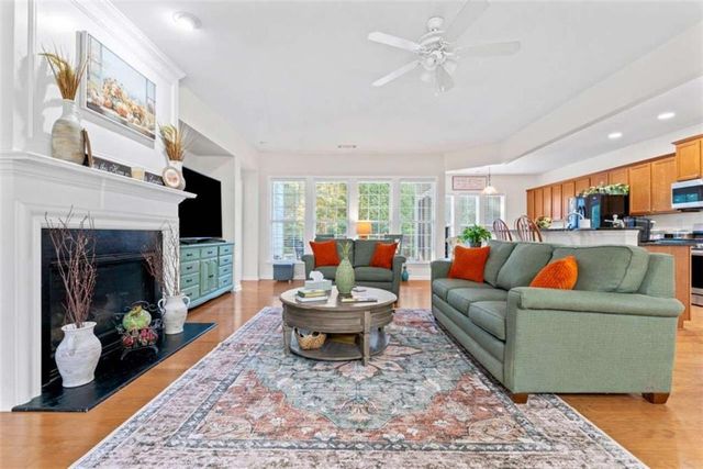 811 Dusky Sap Court, Griffin, GA 30223