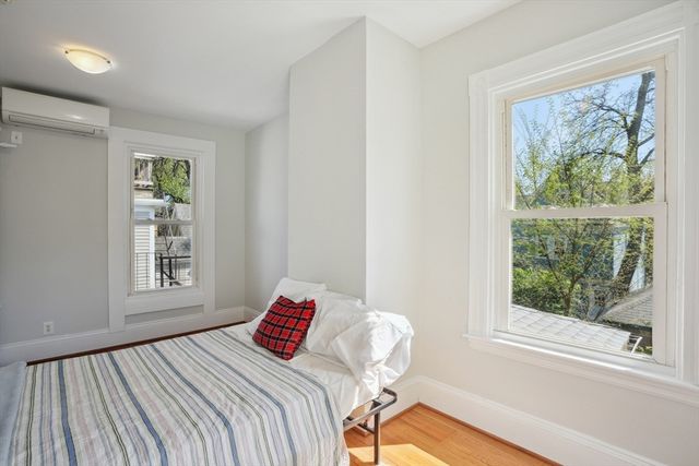 9 Kidder Ave 2, Somerville, MA 02144