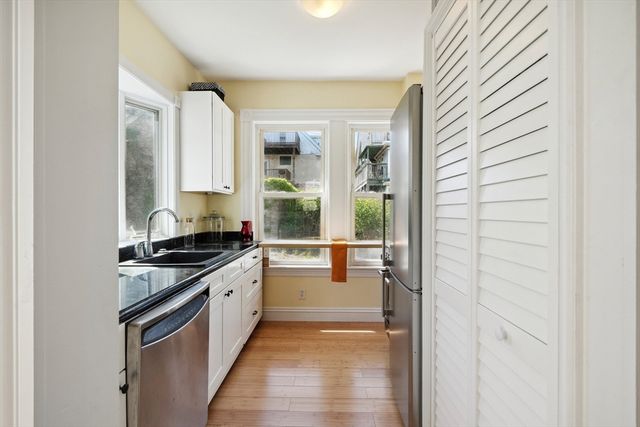 9 Kidder Ave 2, Somerville, MA 02144