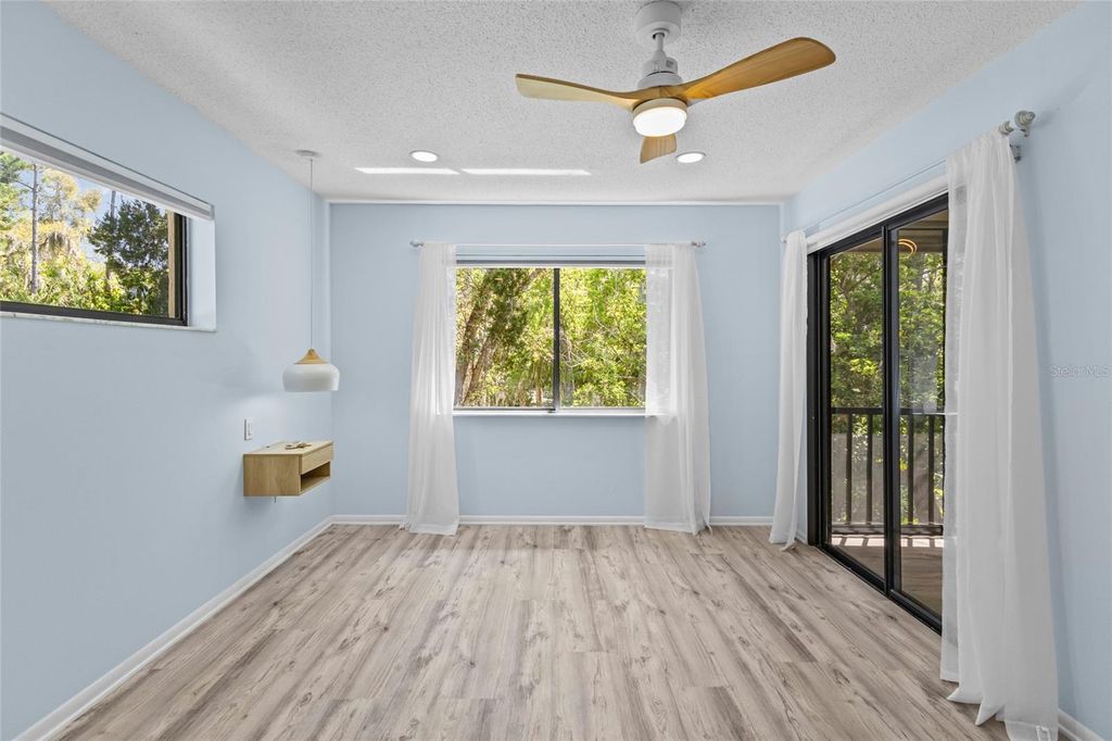 Image 22 of property listing at 1636 BROOKHOUSE DRIVE 230, Sarasota, FL 34231
