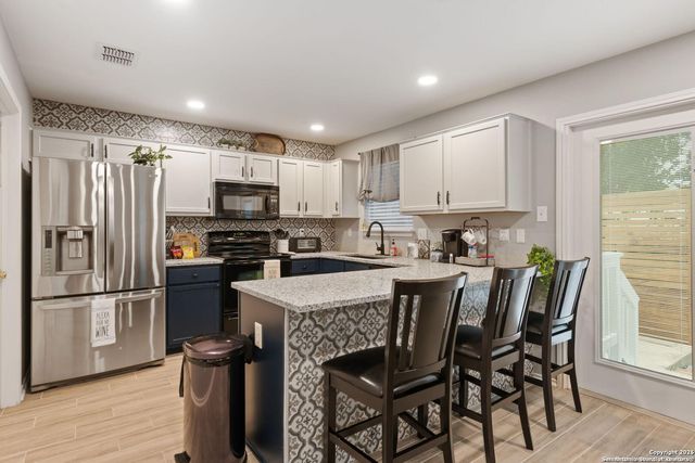 655 Rattler Bluff, San Antonio, TX 78251