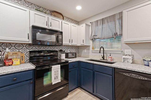 655 Rattler Bluff, San Antonio, TX 78251