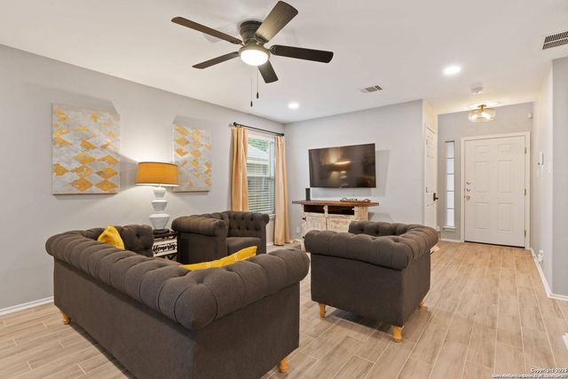 655 Rattler Bluff, San Antonio, TX 78251