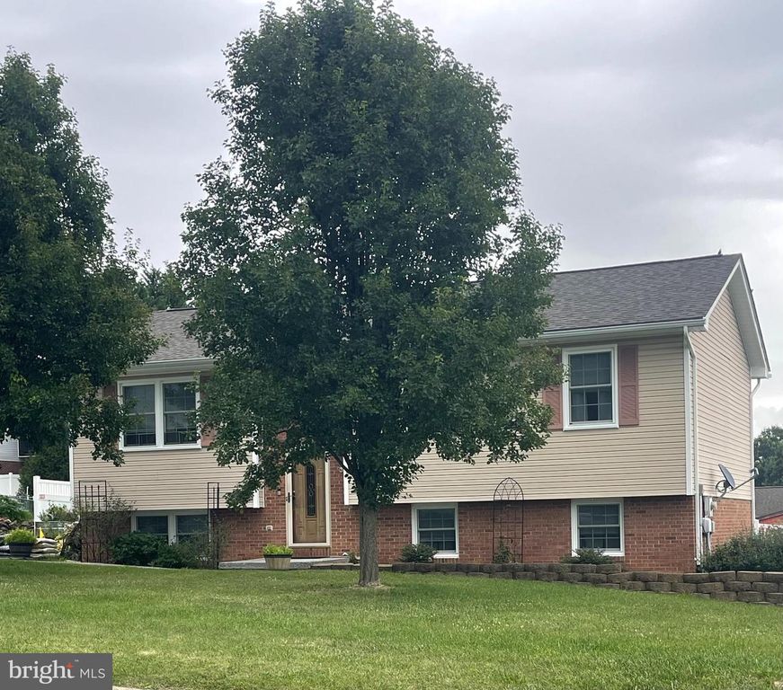 1170 KESLER RD, Front Royal, VA 22630
