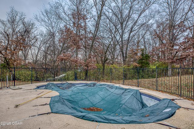 801 Rustic Ridge, Joplin, MO 64804