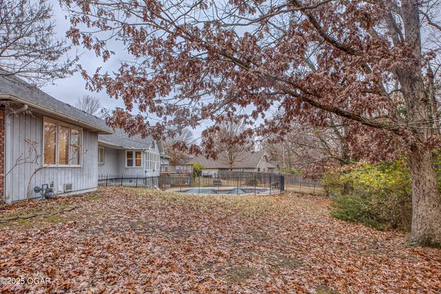 801 Rustic Ridge, Joplin, MO 64804