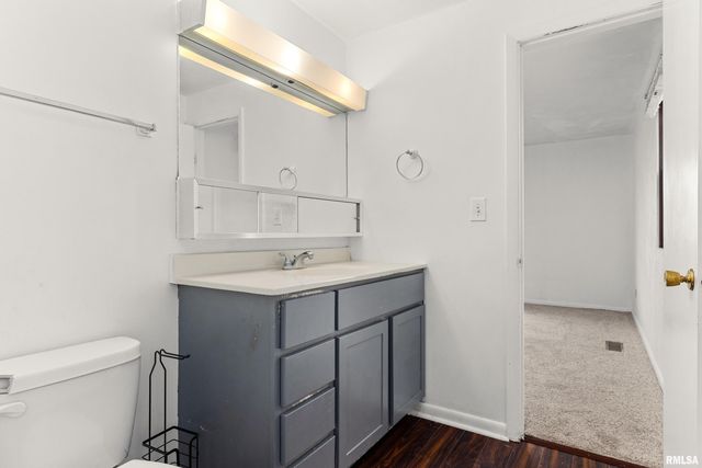 1701 W THAMES Drive, Peoria, IL 61614