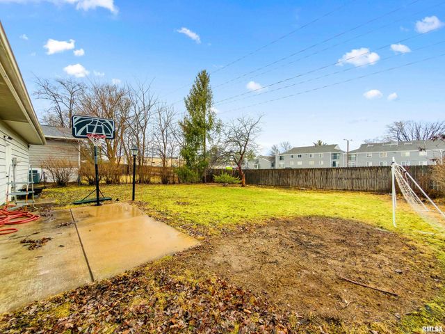 1701 W THAMES Drive, Peoria, IL 61614