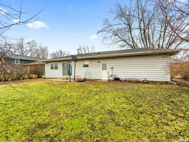 1701 W THAMES Drive, Peoria, IL 61614