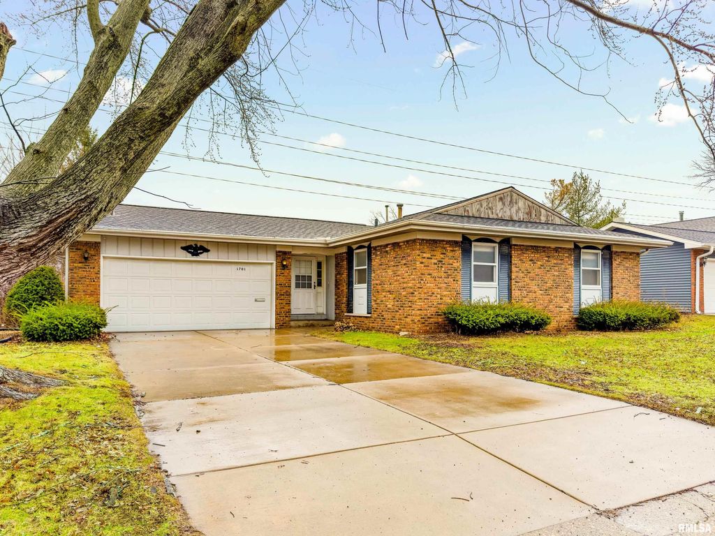 1701 W THAMES Drive, Peoria, IL 61614