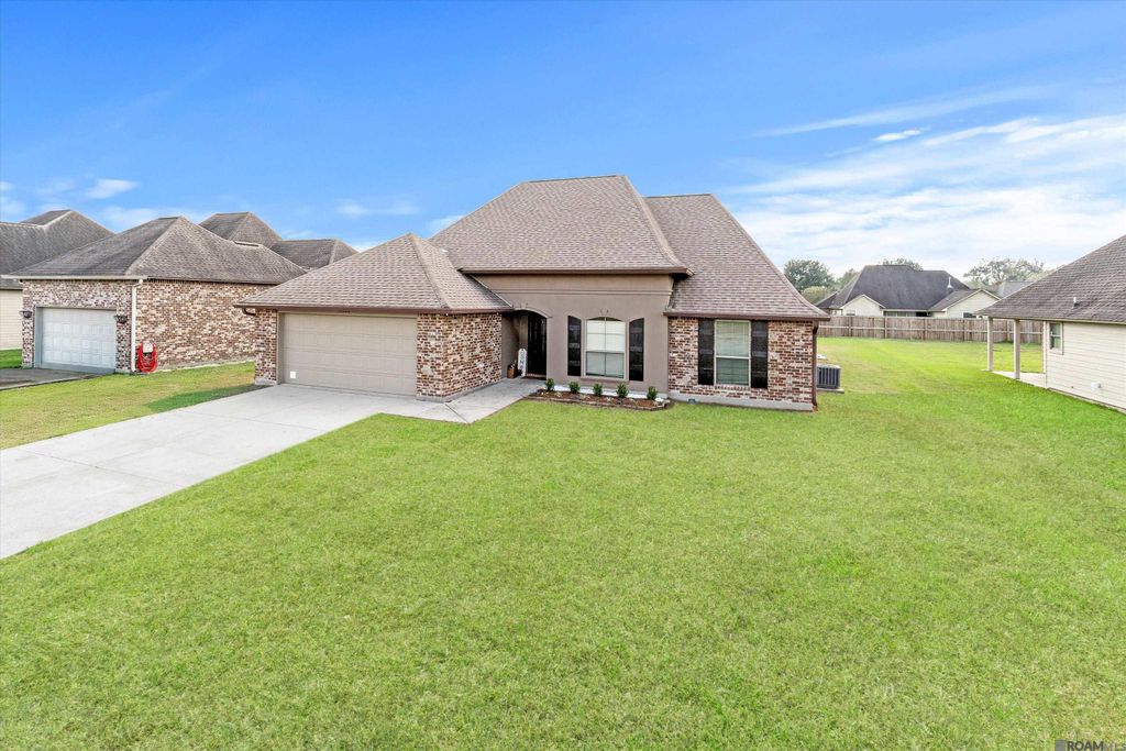 41433 Creekstone Ave, Prairieville, LA 70769