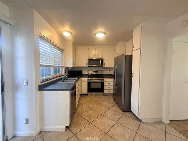 10570 White Oak, Riverside, CA 92505