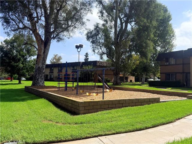 10570 White Oak, Riverside, CA 92505