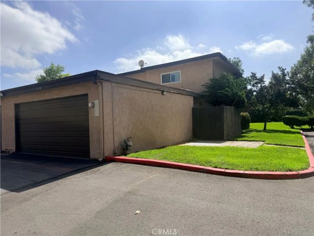 10570 White Oak, Riverside, CA 92505